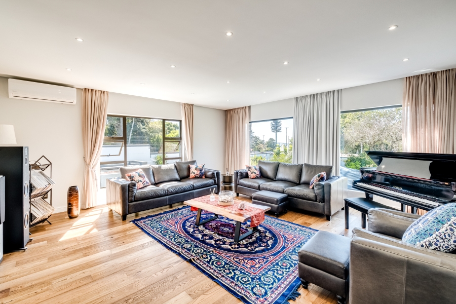 5 Bedroom Property for Sale in Valmary Park Western Cape